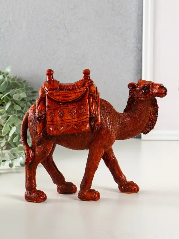 Сувенир полистоун "Верблюд с седлом с сумкой" под дерево 21х9х20 см
