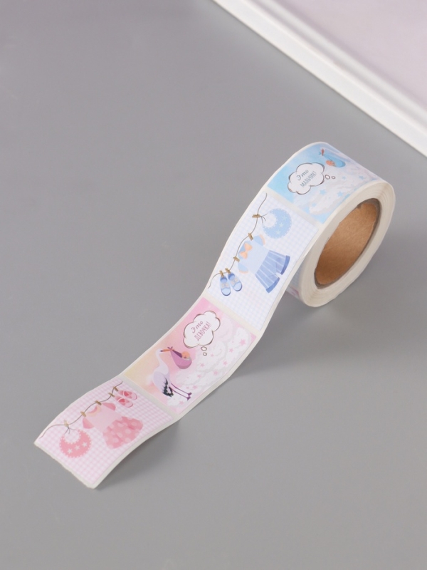 Наклейка бумага "Новорождённые" 3х5 см 200 шт в рулоне