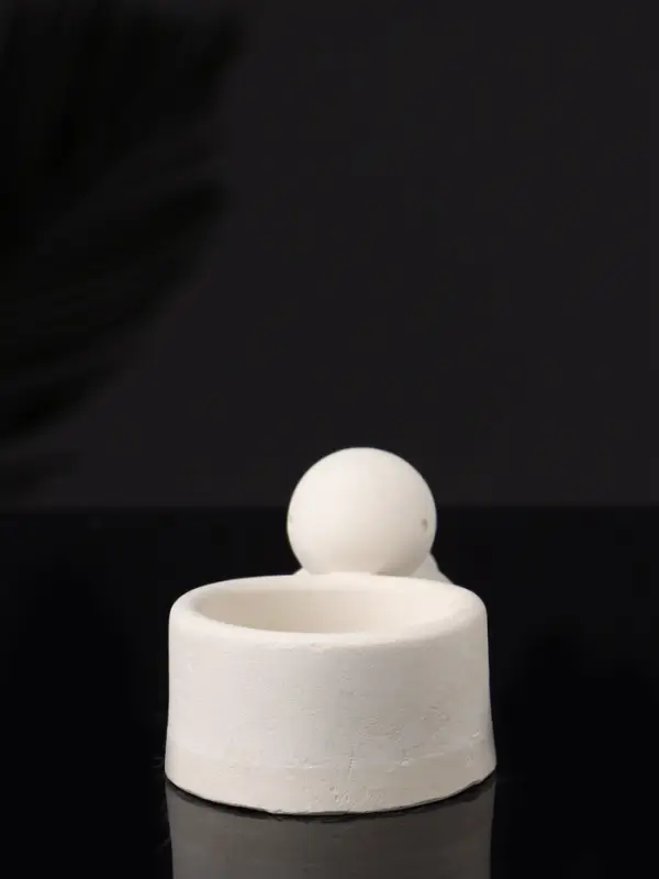 Подсвечник "Заяц с чашей" 8х6х4 см, натуральный, гипс