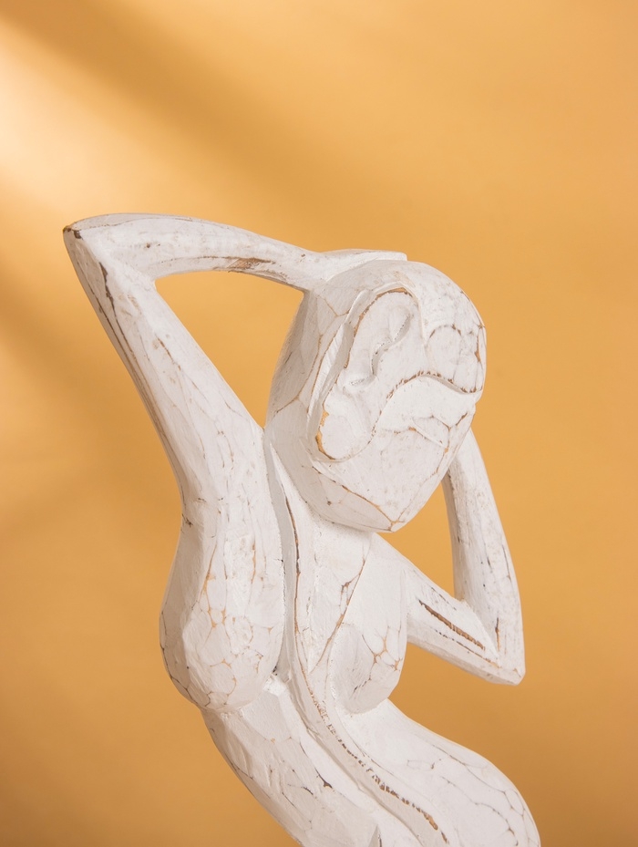 Сувенир "Изящество" дерево 20х10х35 см, цв. белый