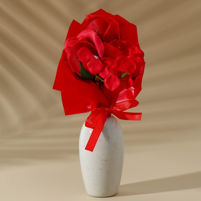 Мыло лепестковое &laquo;С 8 Марта&raquo;, 1 шт, аромат цветочный, ЧИСТОЕ СЧАСТЬЕ