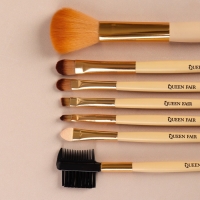 Набор кистей для макияжа &laquo;Орнамент&raquo;, 7 предметов, чехол на кнопке, цвет чёрный/бежевый