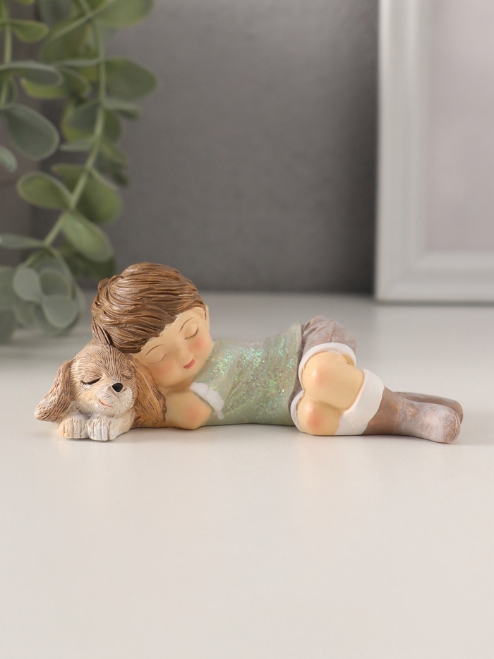 Сувенир полистоун "Лучшие друзья - малыш и собака" 11х6,5х4 см