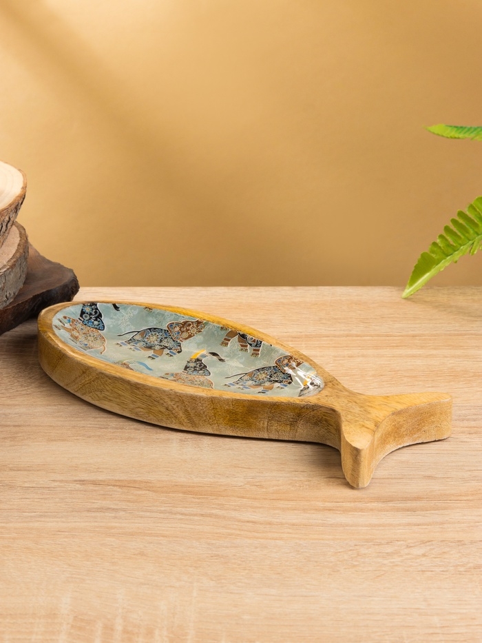 Блюдо в форме рыбки "Мудрый слон" дерево манго 25,5х10х2 см