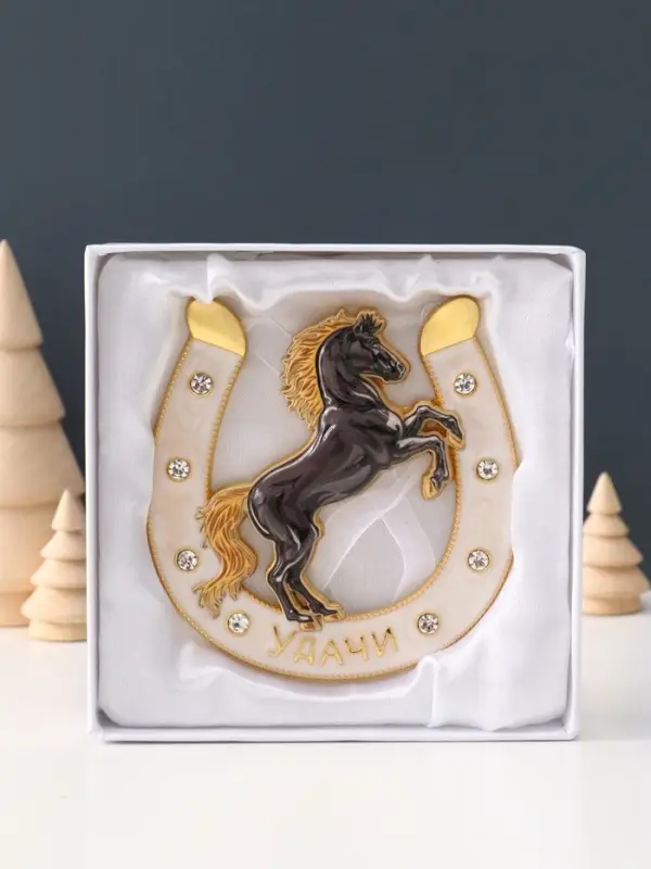 Сувенир-подкова &laquo;Удачи&raquo;,10,5х10,5х0,05см,  эмаль, стразы