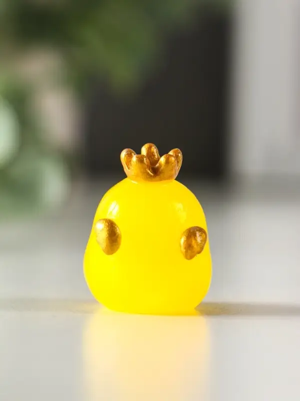 Сувенир полистоун флюоресцентный "Цыплята" набор 4 шт 2,5х3,2 см