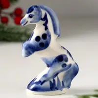 Сувенир Конь на дыбах, 8х5 см, гжель