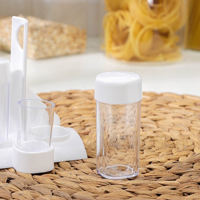 Набор для специй пластиковый &laquo;Рондо. Презент&raquo;, 3 шт, на подставке с салфетницей, цвет белый