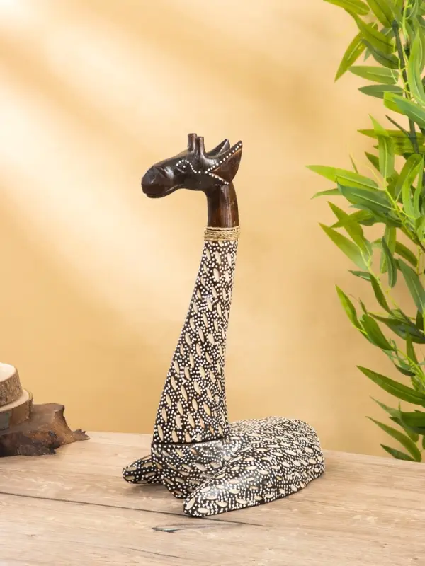 Сувенир "Жираф" дерево 25х13х40 см, бежево-коричневый