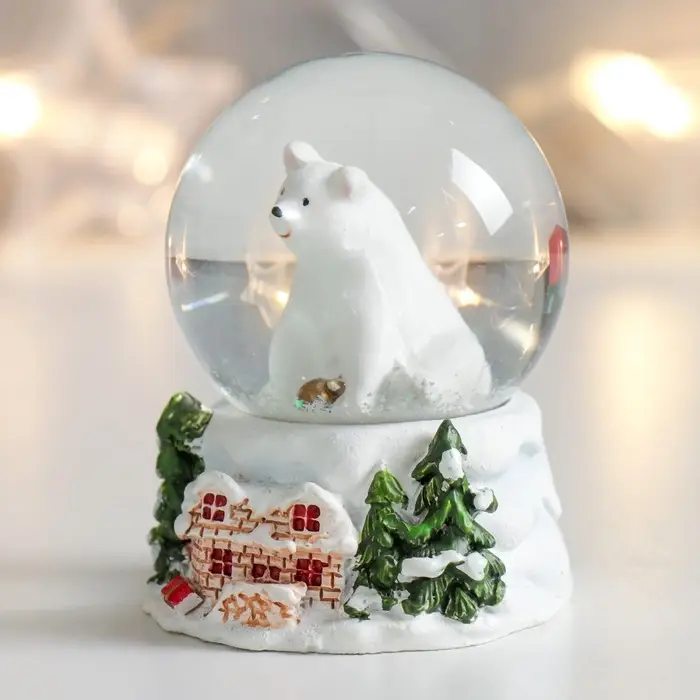 Сувенир полистоун водяной шар "Белый мишка на крыше дома" 4,5х4,5х6,5 см