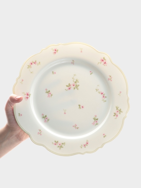 Тарелка WY Spring flowers, d=26.5 см, фарфор, белая