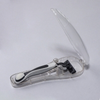 Органайзер для бритвы, с крышкой, вентилируемый, 16,2 &times; 6,1 см, цвет прозрачный