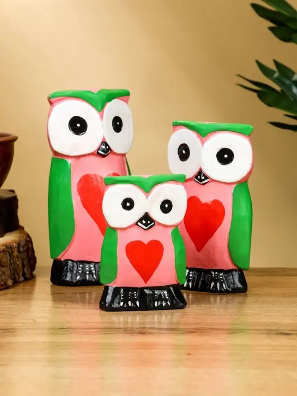 Набор сувенирный &laquo;Совята с сердечком&raquo;, h=15 см, h=13 см, h=10 см, дерево, розово-зелёный