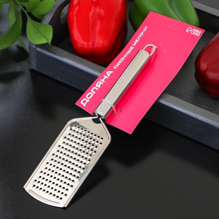 Тёрка для сыра Доляна &laquo;Металлик&raquo;, 24&times;6 см, мелкая, с ручкой, цвет серебристый