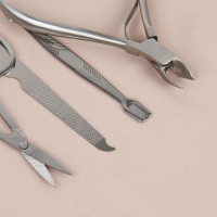 Набор маникюрный &laquo;Metallic&raquo;, 8 предметов, в футляре, цвет бронзовый