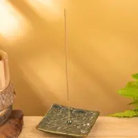 Подставка под благовония "Листва" керамика, цв. зелёный, 10х10х2 см