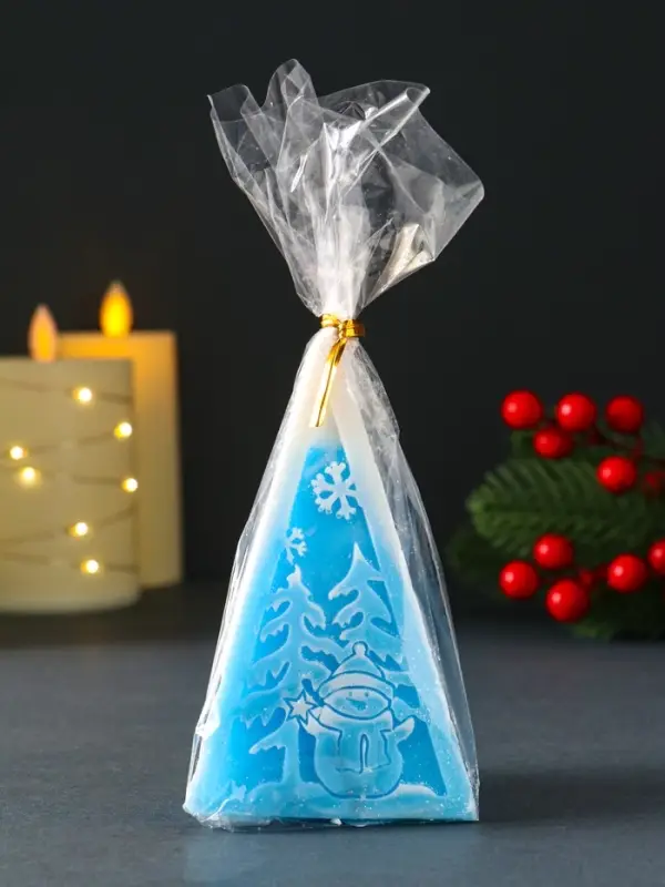 Свеча новогодняя пирамида "Снеговик"12х6,5мм, голубой