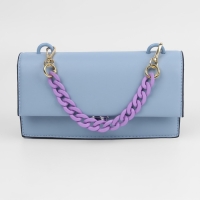 Цепочка для сумки, с карабинами, пластиковая, 23 &times; 17 мм, 30 см, цвет сиреневый/золотой