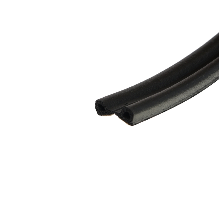 Уплотнитель резиновый ТУНДРА, профиль P, размер 5,5х9 мм, черный, в упаковке 6 м