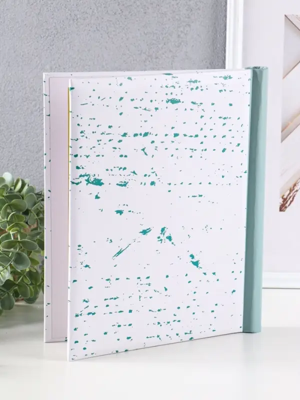 Фотоальбом "Вместе" 10 "магнитных"листов 23X28см, пер-т внутр.спираль