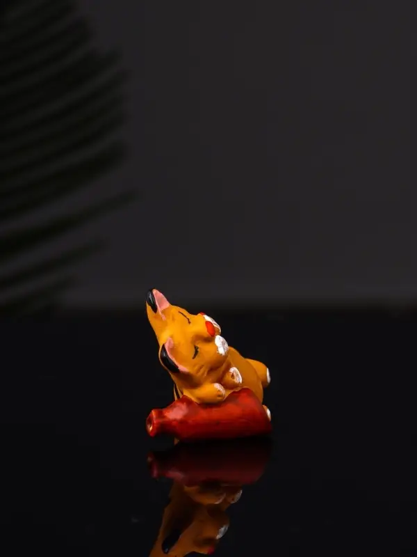 Фигура "Котик спит на колбасе" 4.2х3.7х3 см