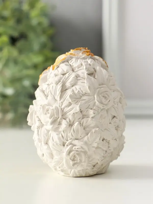 Фигура "Дева" размер 8х6 см, белый с позолотой ,гипс