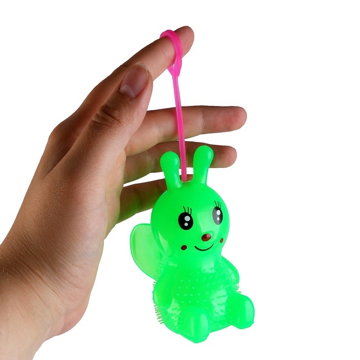 Ёжка &laquo;Бабочка&raquo; световой с пищалкой, цвета МИКС