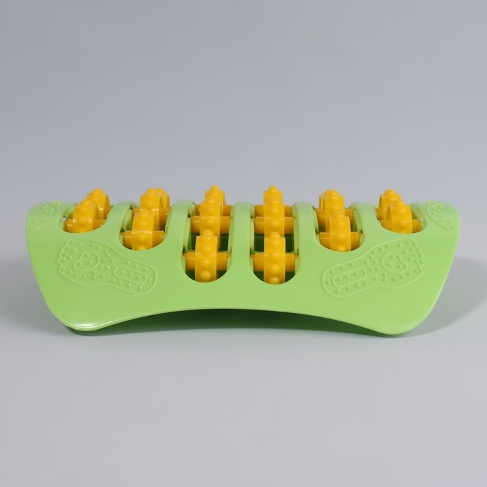 Массажёр для ног, с шипами, 26 &times; 18 &times; 5 см, цвет зелёный/оранжевый