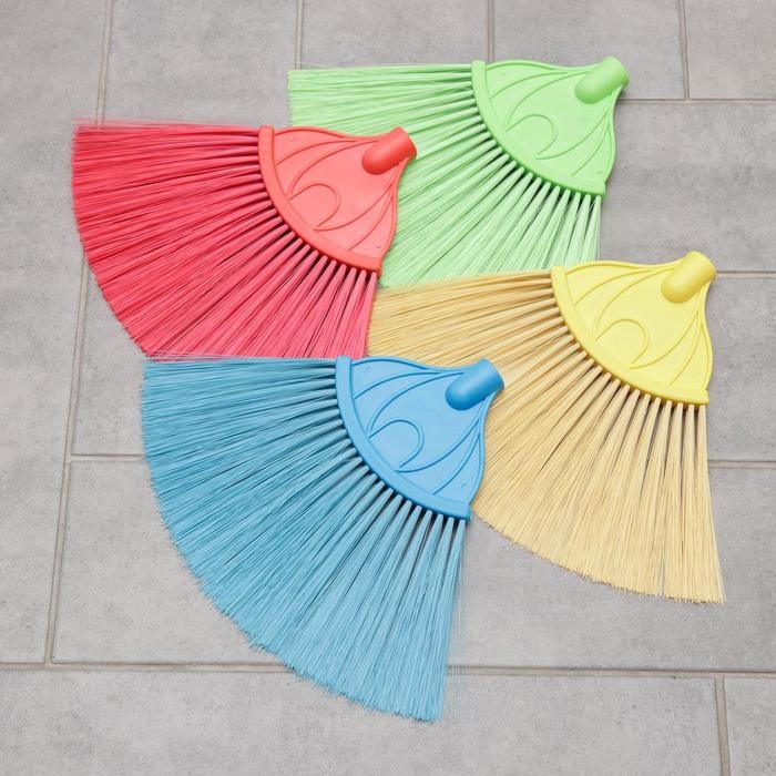 Метла веерная без черенка Доляна, 32&times;24,5 см, цвет МИКС