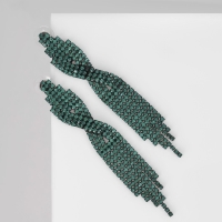 Серьги висячие со стразами &laquo;Маскарад&raquo; икс, цвет зелёный, 9 см