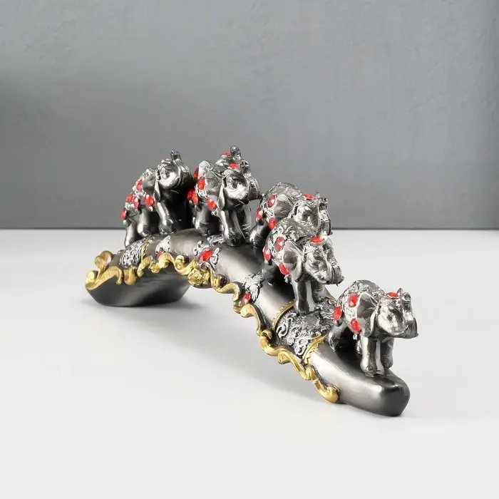 Сувенир "7 слонов на дуге со стразами" 29,5&times;7&times;5 см
