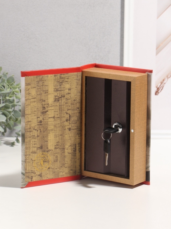 Сейф-книга дерево кожзам "История железных дорог России" 3D тиснение 21х13х5 см