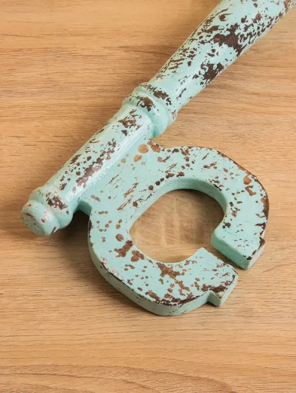 Сувенир &laquo;Ключ от счастья&raquo;, 21&times;4.5&times;50 +/- 3 см, дерево, зелёный