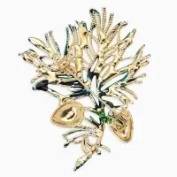 Брошь "Кедровая веточка", цвет коричнево-зелёный в золоте