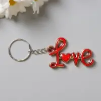 Брелок для ключей на кольце &laquo;Надпись Love с сердцем&raquo;, пластик под металл, 3&times;4.7 см, МИКС