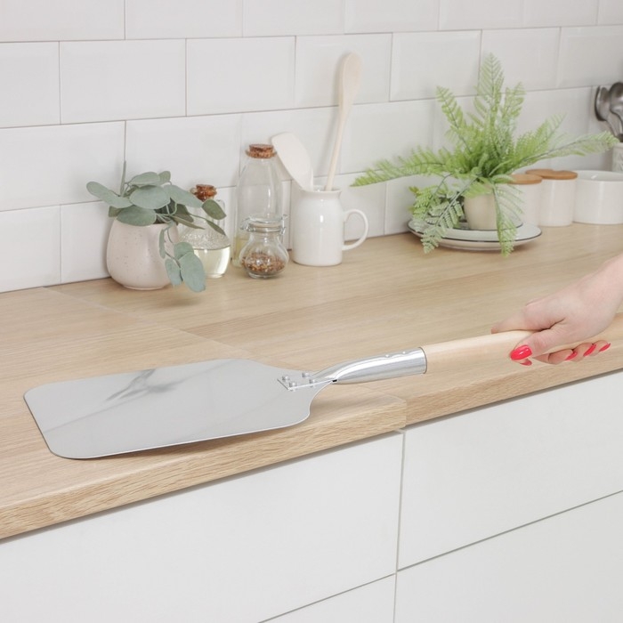 Лопата для пиццы из нержавеющей стали &laquo;Общепит&raquo;, 83&times;23&times;2 см, полотно 23&times;26 см, толщина 1,5 мм