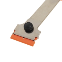 Скребок ТУНДРА, обрезиненная рукоятка, лезвие из нержавеющей стали, 245 мм