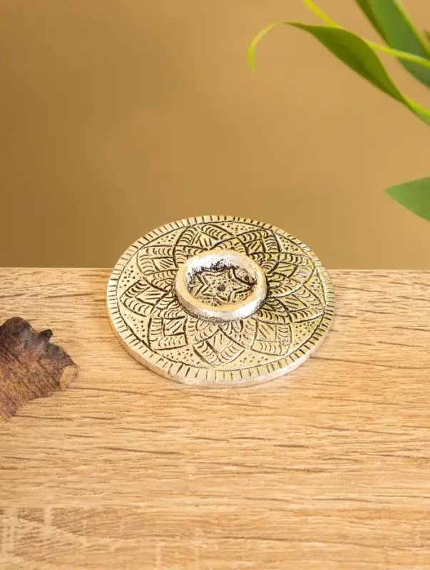 Подставка под благовония "Полумесяц" алюминий  5,5 см