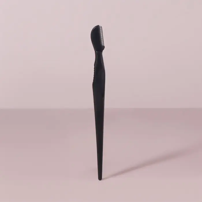 Бритва для коррекции бровей, с защитным чехлом, 11.5 см, чёрная