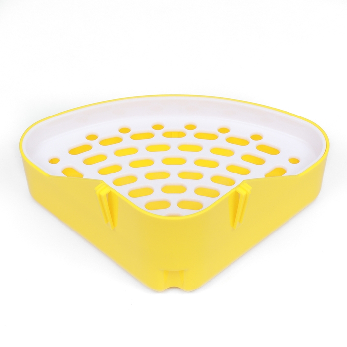 Туалет угловой для кроликов и хорьков, 24 х 18 х 11 см, жёлтый