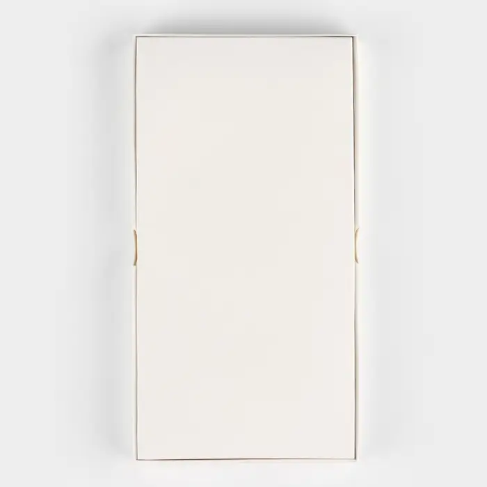 Коробка для шоколада &laquo;Молочная&raquo;, с окном, 9,4 х 1.7 х 18.4 см