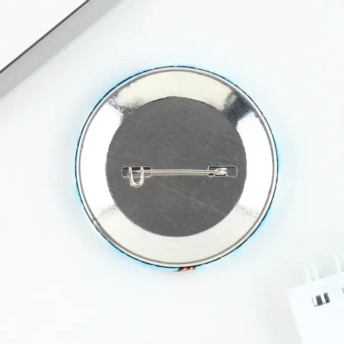 Значок закатной &laquo;С Днем победы! 9 мая&raquo;, d = 5,6 см