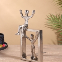 Сувенир &laquo;Победитель&raquo;, 13.5&times;8&times;24 см, алюминий