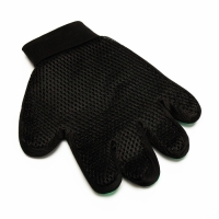 Перчатка-щетка для шерсти на левую руку из неопрена с удлиненными зубчиками, зелёная