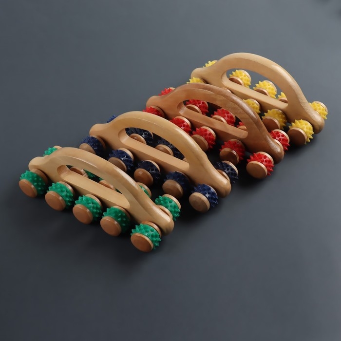 Массажёр с шипами &laquo;Гусеница&raquo;, 18 &times; 6 &times; 7 см, универсальный, с ручкой, 10 колёс, цвет МИКС