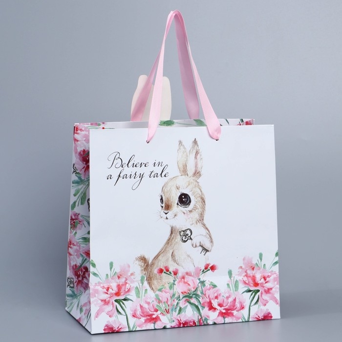 Пакет подарочный, упаковка, &laquo;Кролик&raquo;, 22 х 22 х 10 см