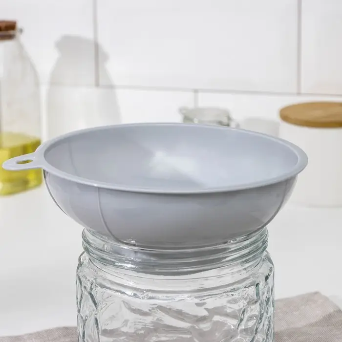 Воронка для банок с широкой горловиной, d=15 см (6,5 см), цвет МИКС