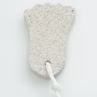 Пемза для педикюра &laquo;Ступня&raquo;, с подвесом, 9&times;6 см, в коробке, белая