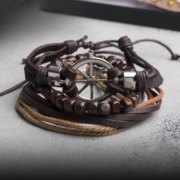 Браслет кожа &laquo;Мачта&raquo; штурвал, цвет бежево-коричневый в серебре, d=7,5 см