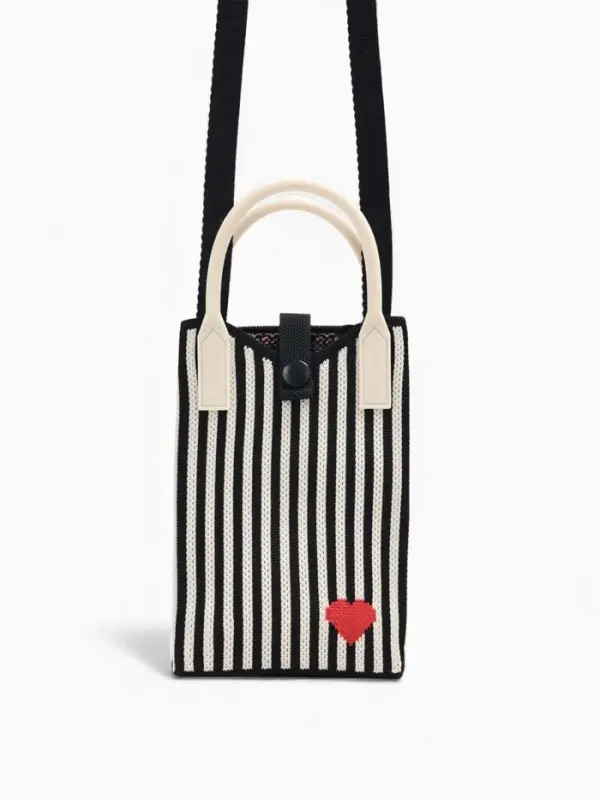 Сумка подр Сердце, 12*4*17, отд на кнопке, дл ремень, бело/черный